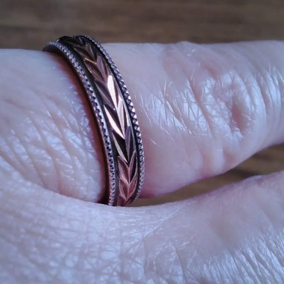 Vintage Copper Ring - Picture 2 of 4